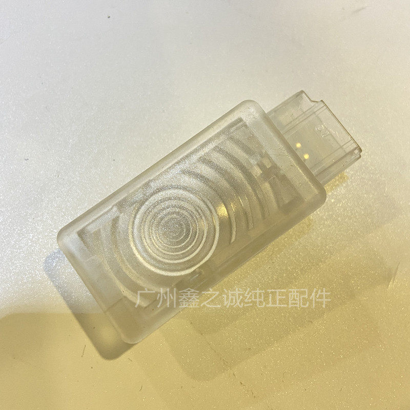 雪佛兰爱唯欧昂科拉行李厢门控灯 全新君越原厂后备箱尾箱盖灯泡