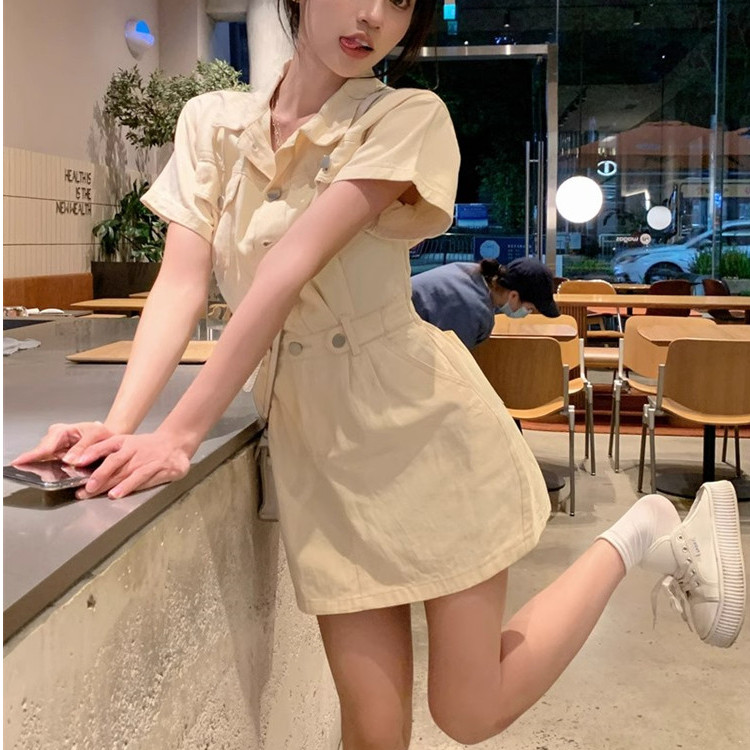 复古短袖连衣裙女夏季收腰显瘦学