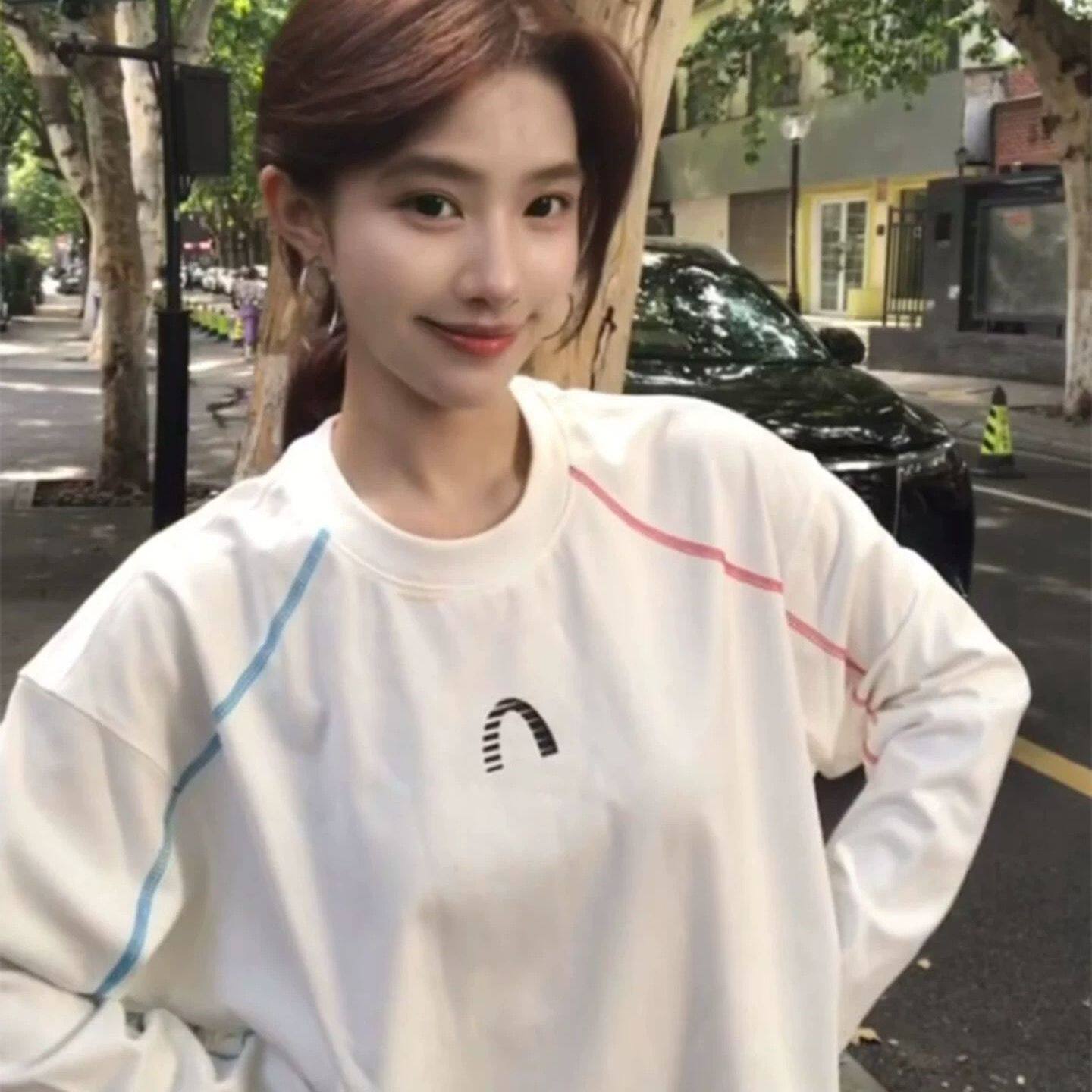 爆款早秋穿搭韩系新款慵懒松弛感长袖t恤女学院风打底衫长袖上衣