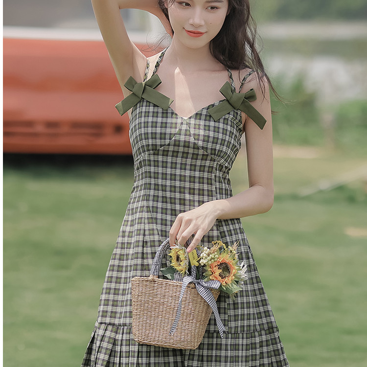 小个子森系少女吊带连衣裙女装夏