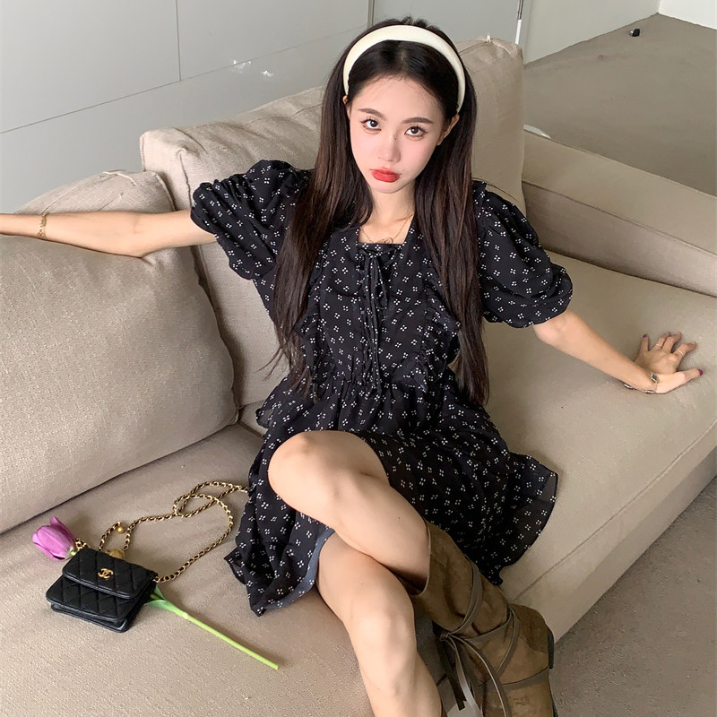 改良印花泡泡袖绑带蛋糕裙女夏季