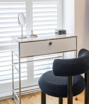 中古化妆桌梳妆台卧室小型60简约现代网红设计师高级电脑镜子一体