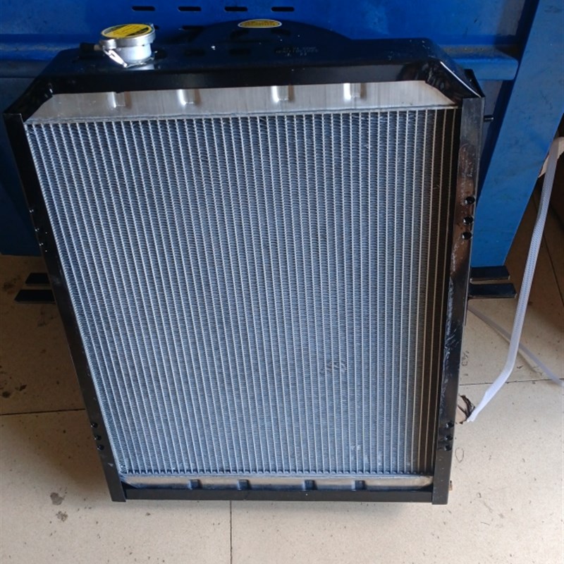 速发风驰 8001箱000配件水2总成风顺1国5农用车散热器齐全