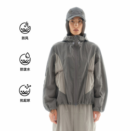 撞色拼接机能防护外套