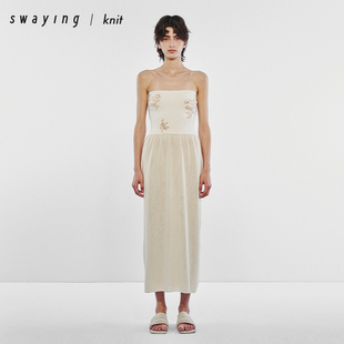 SWAYING官方 花卉提花抹胸连身裙 25PF早秋气质百搭显瘦连衣裙女