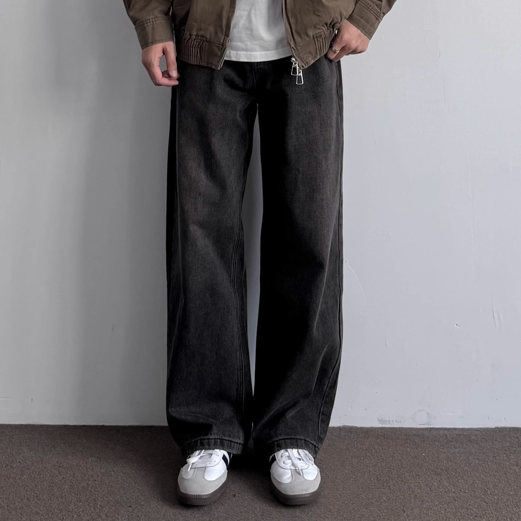 ONUN复古砂洗做旧直筒牛仔裤