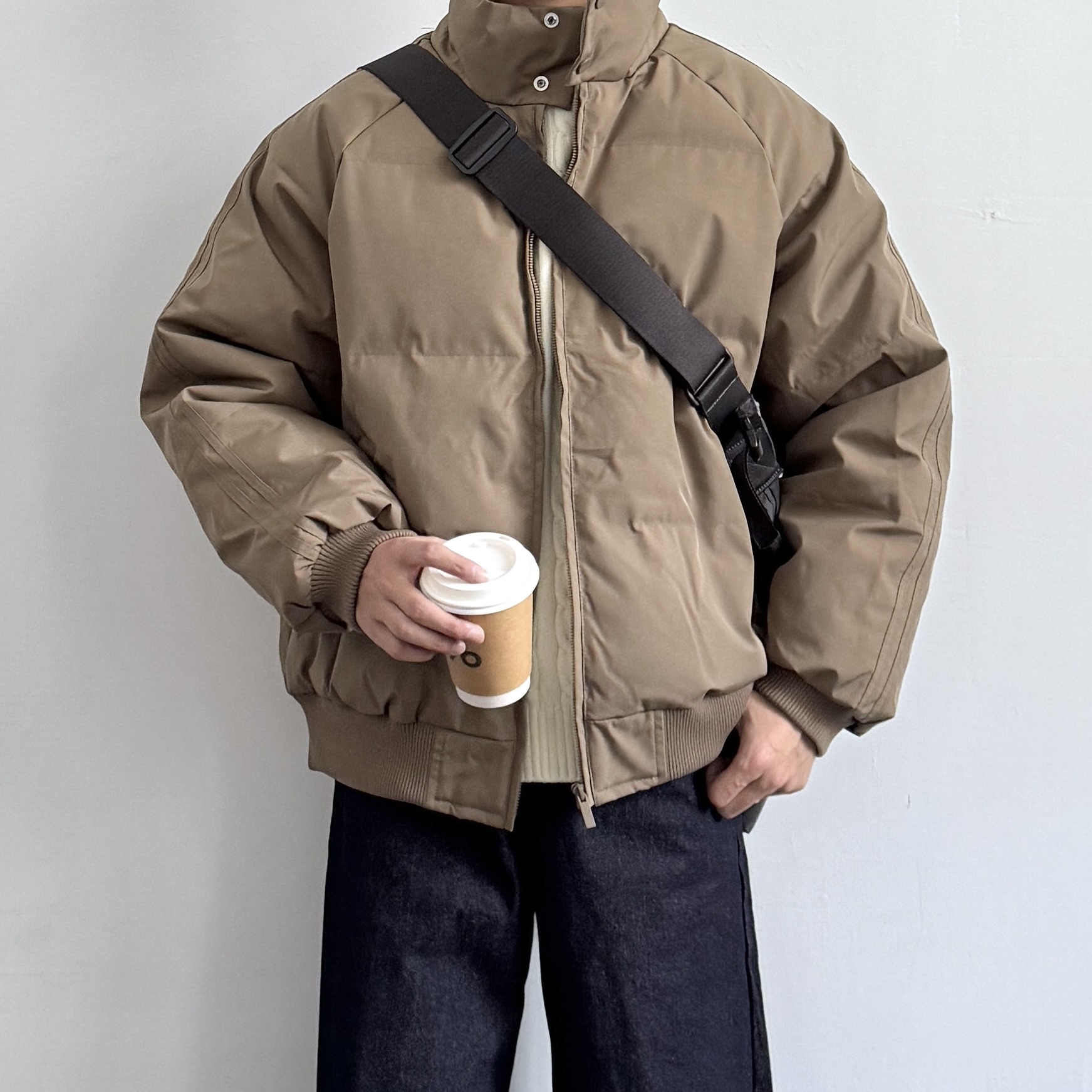 ONUN纯色复古防风立领宽松棉服