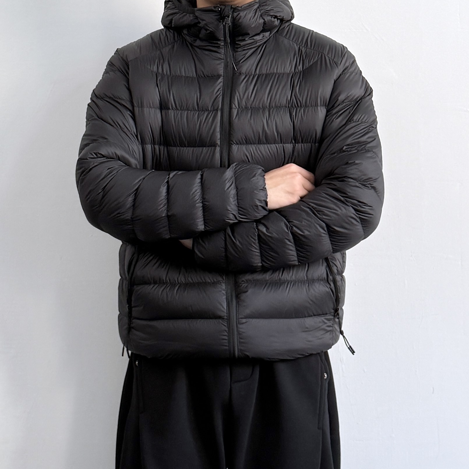 ONUN90白鸭绒连帽排骨羽绒服