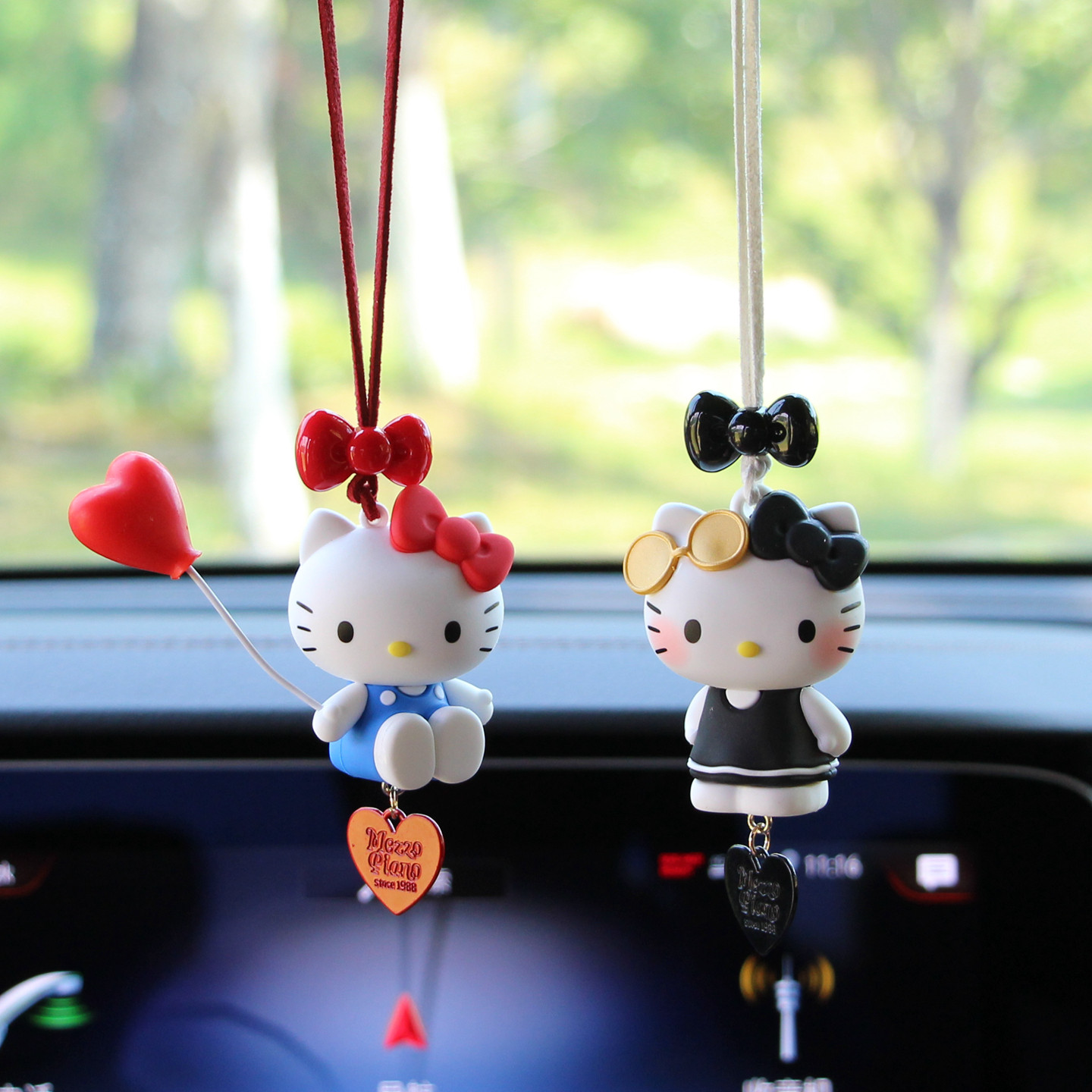 正版hellokitty车内挂件吊坠可爱凯蒂猫汽车后视镜挂饰车挂装饰品