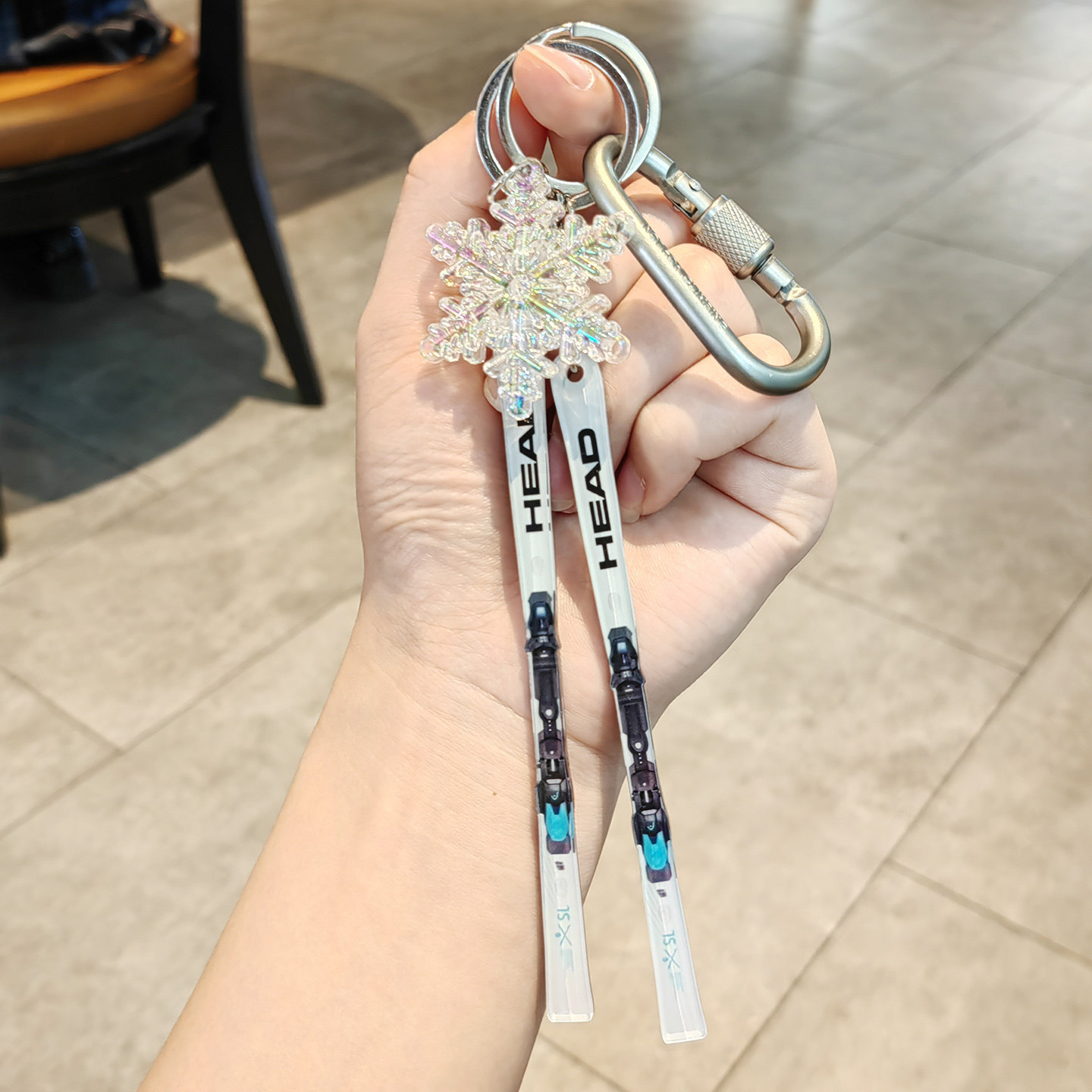 炫彩雪花滑雪板钥匙扣金属立体造型包包挂饰运动周边男女精致礼物