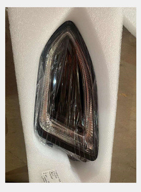 电商-供货-2015 锐界 Edge 2015-(美规)雾灯R FT4Z13200A