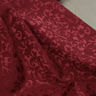 春秋 暗红色欧式浮雕立体提花布料 反光感弹力垂坠不易皱服装面料