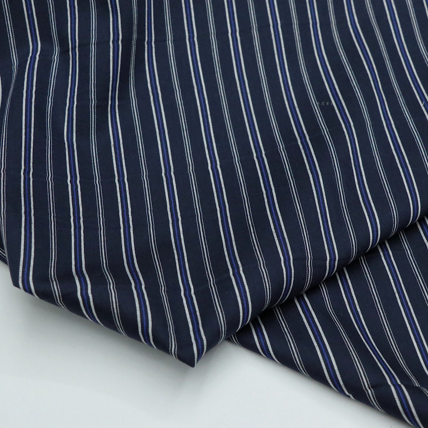 进口深藏青色蓝白条纹纯棉衬衫布料 春夏全棉男女裤子服装面料