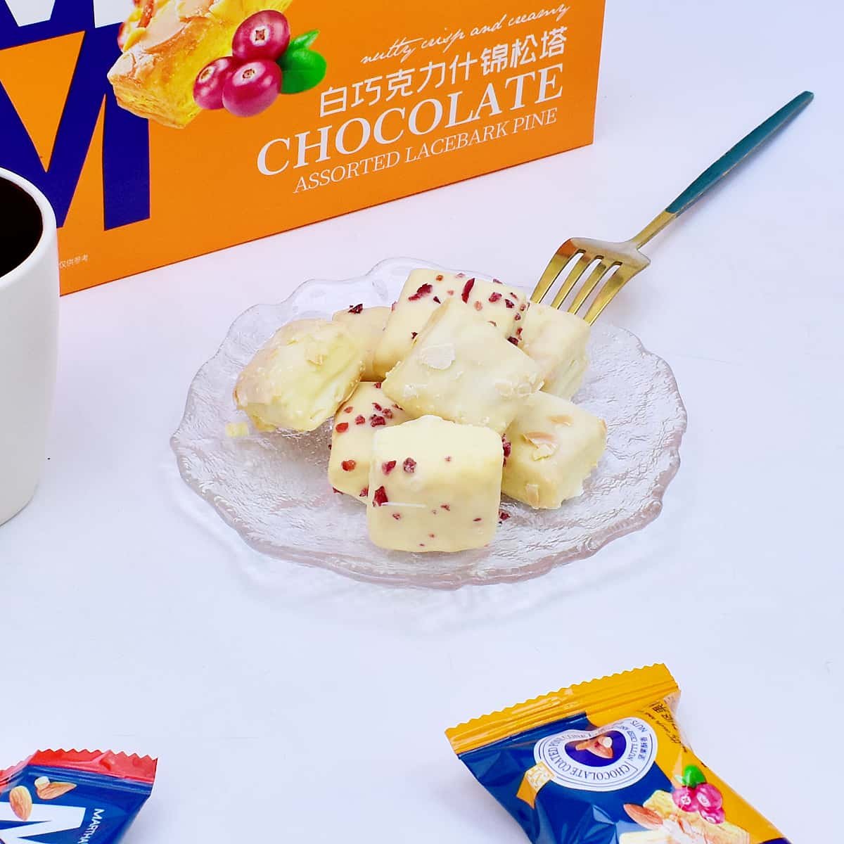 Martha白巧克力蔓越莓坚果松塔盒装168g下午茶点心喜糖伴手礼零食