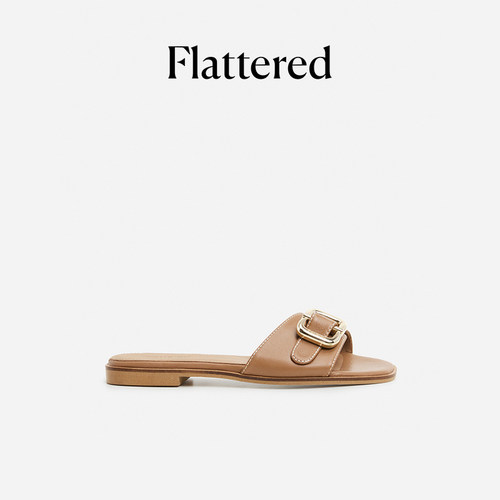 Flattered女士金属扣设计拖鞋