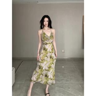 绿色碎花荡领挂脖吊带连衣裙女夏季 长裙子 海边度假风绝美气质修身