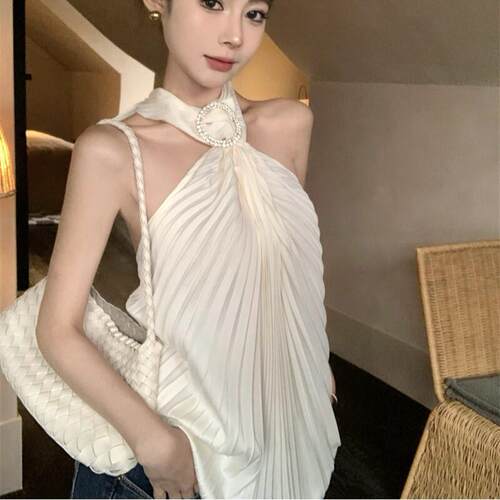 纯欲辣妹重工压褶镶钻缎面挂脖吊带女夏季高级感露肩背心无袖上衣