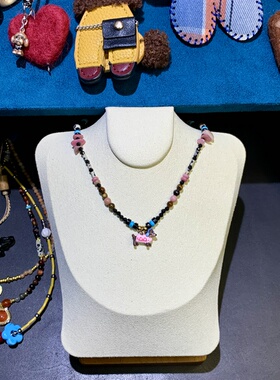 日韩多巴胺可爱糖果色串珠项链腊肠狗小众吊坠春季彩色系T恤配饰