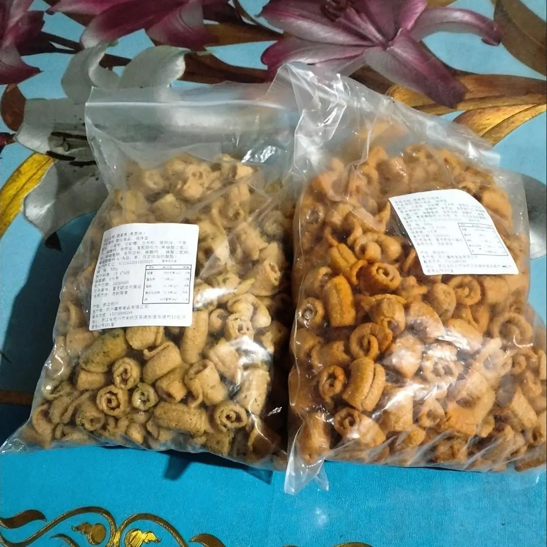 香脆蔬菜卷锅巴网红餐饮散装袋装小吃零食混装办公娱乐休闲便宜