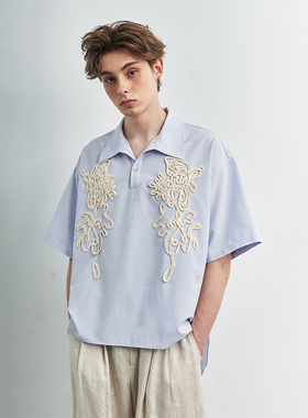 SAME FLOW 半开领套头清新云水蓝撞色米白织带盘带绣polo轻薄上衣