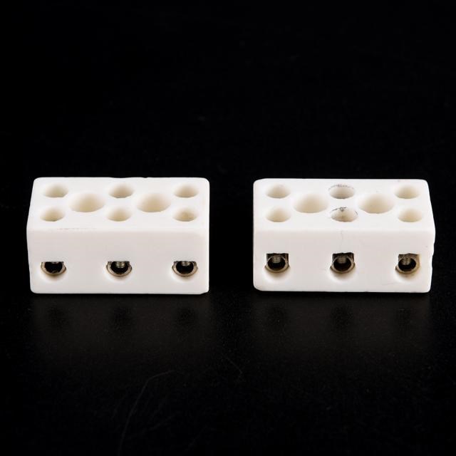 2pcs/lot 425 Degrees 10A-3P Bit Ceramic Post Terminal Blocks