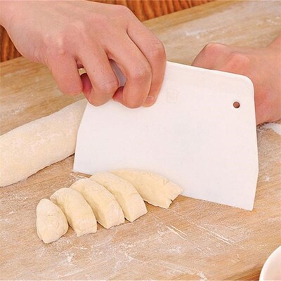 Baking Pastry Cutter Plastic Pizza Dough Scraper Cutter Fond