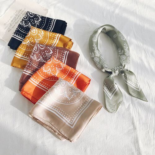 70cm Paisley Printed Hijab Scarf For Women Silk Satin Bandan