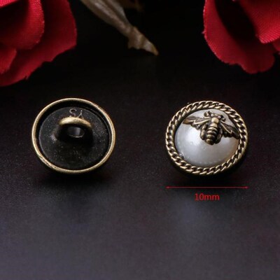 10Pcs 10mm Faux Pearl Bee Buttons 适用于 Sewing Overcoat Wed