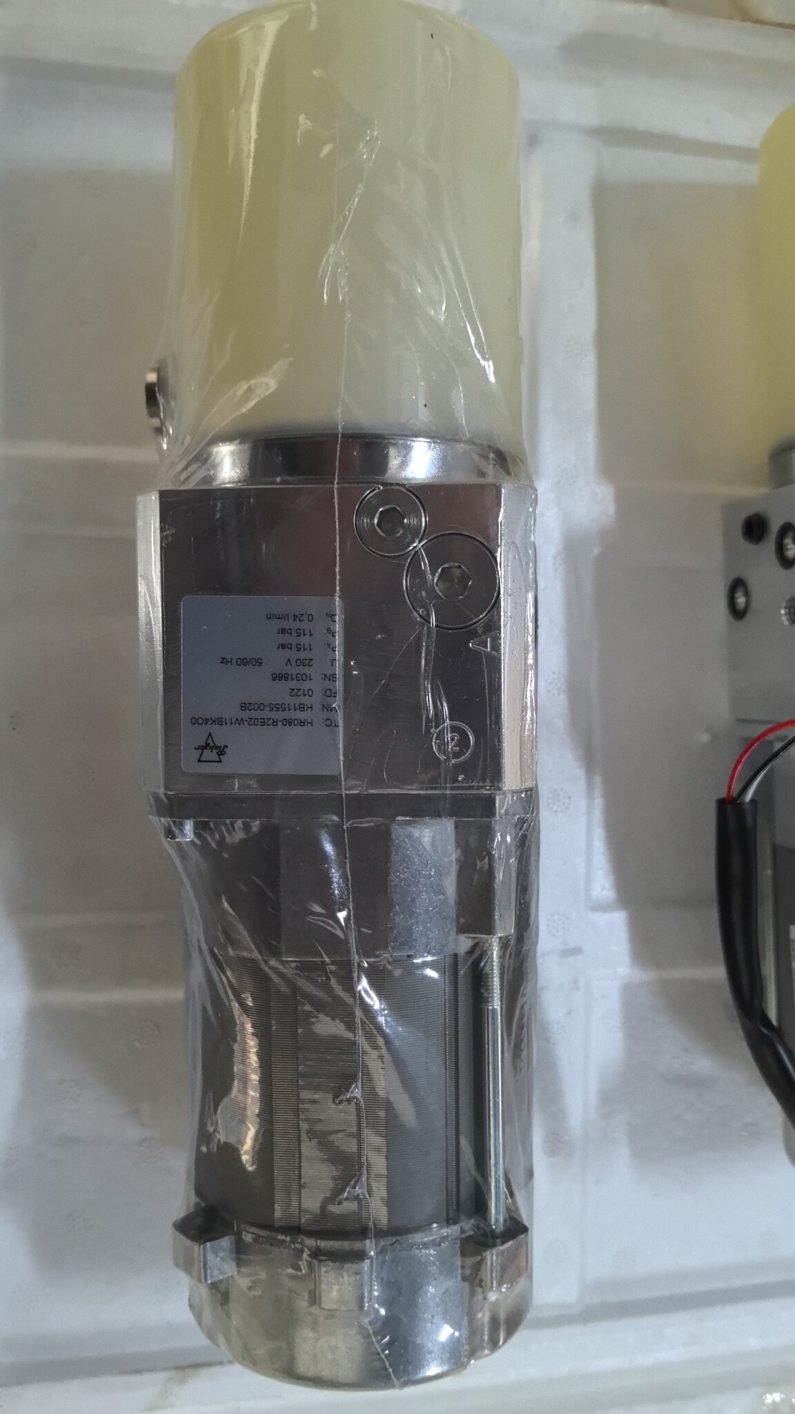 PLEIGER HB11555-002B HR080-R2E02-W11BK4O0 油泵全新现货议价