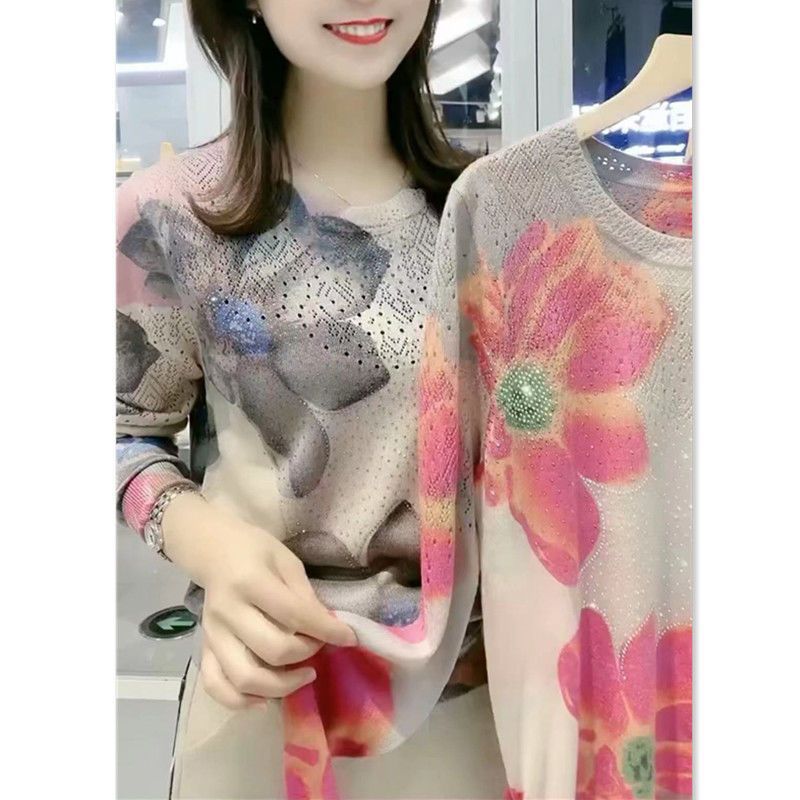 英国moleubak春季新款时尚花朵女打底衫圆领长袖重工显瘦