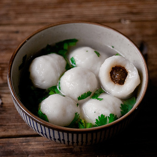 福建特产正宗鱼丸手工新鲜煮汤美食包心鲛鱼丸子鱼圆火锅冷冻海鲜