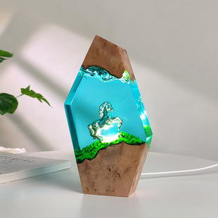 2026奔腾马工艺品家居玄关柜子装饰树脂灯摆件纪念礼品桌面摆件