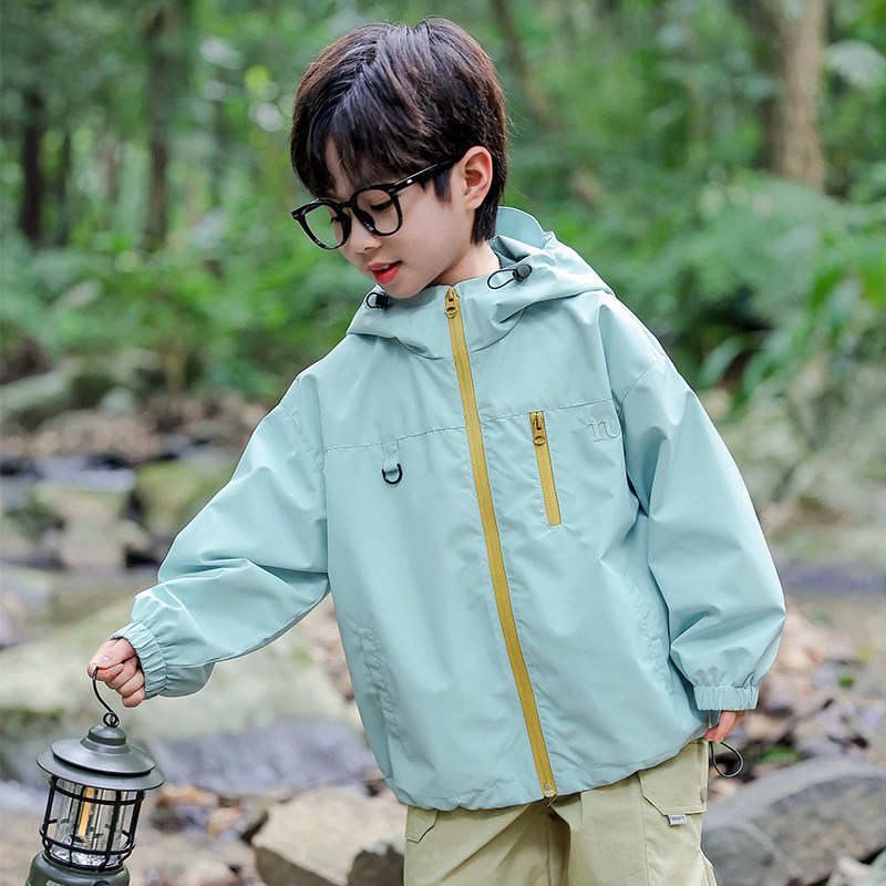 男童冲锋衣外套2026春装新款儿童中大童男孩春秋款连帽防风上衣