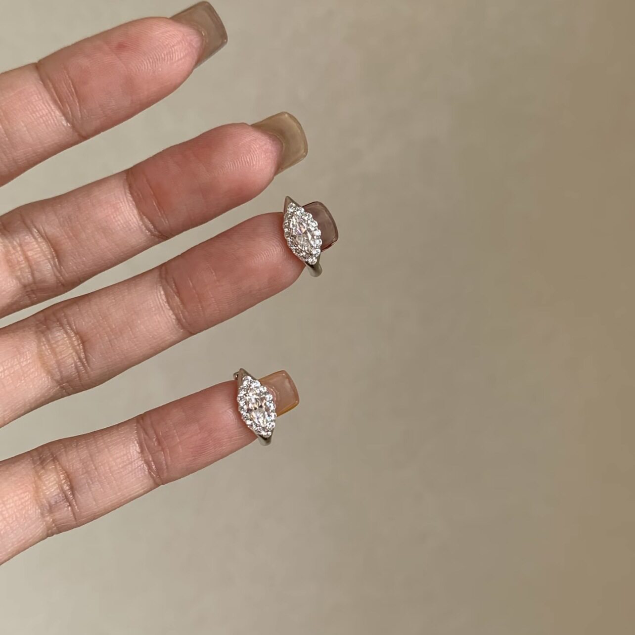 日系设计师topwhits925银爆闪马眼钻耳环轻奢简约水滴清冷感通勤