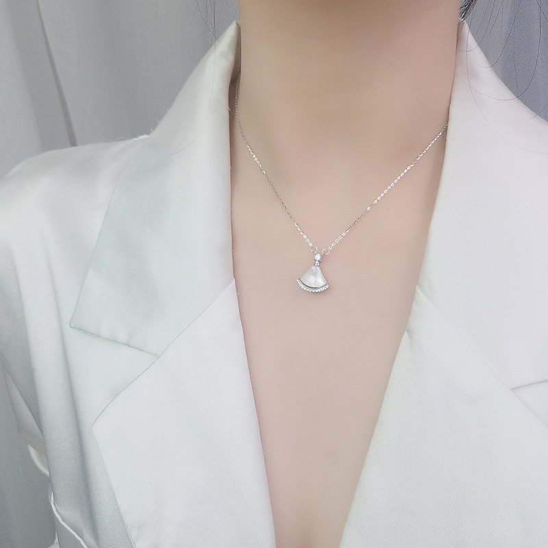日系设计师topwhits925银小裙子项链女扇形贝母吊坠双面锁骨