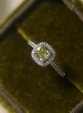 日系Cherry Kitty超闪橄榄绿小方糖戒指女复古轻奢小众设计指环