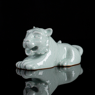 廷怀窑汝窑虎年茶宠卵青寅虎精品创意茶宠摆件桌面摆件 汝瓷可养