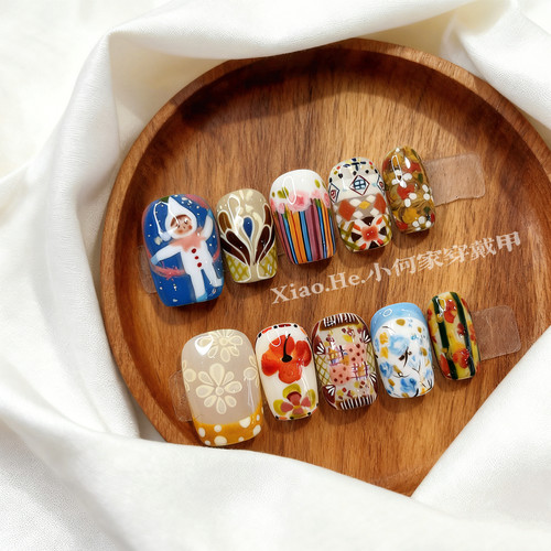 【 发芽的星期天】小何家纯手工穿戴甲·高级手绘美甲贴片