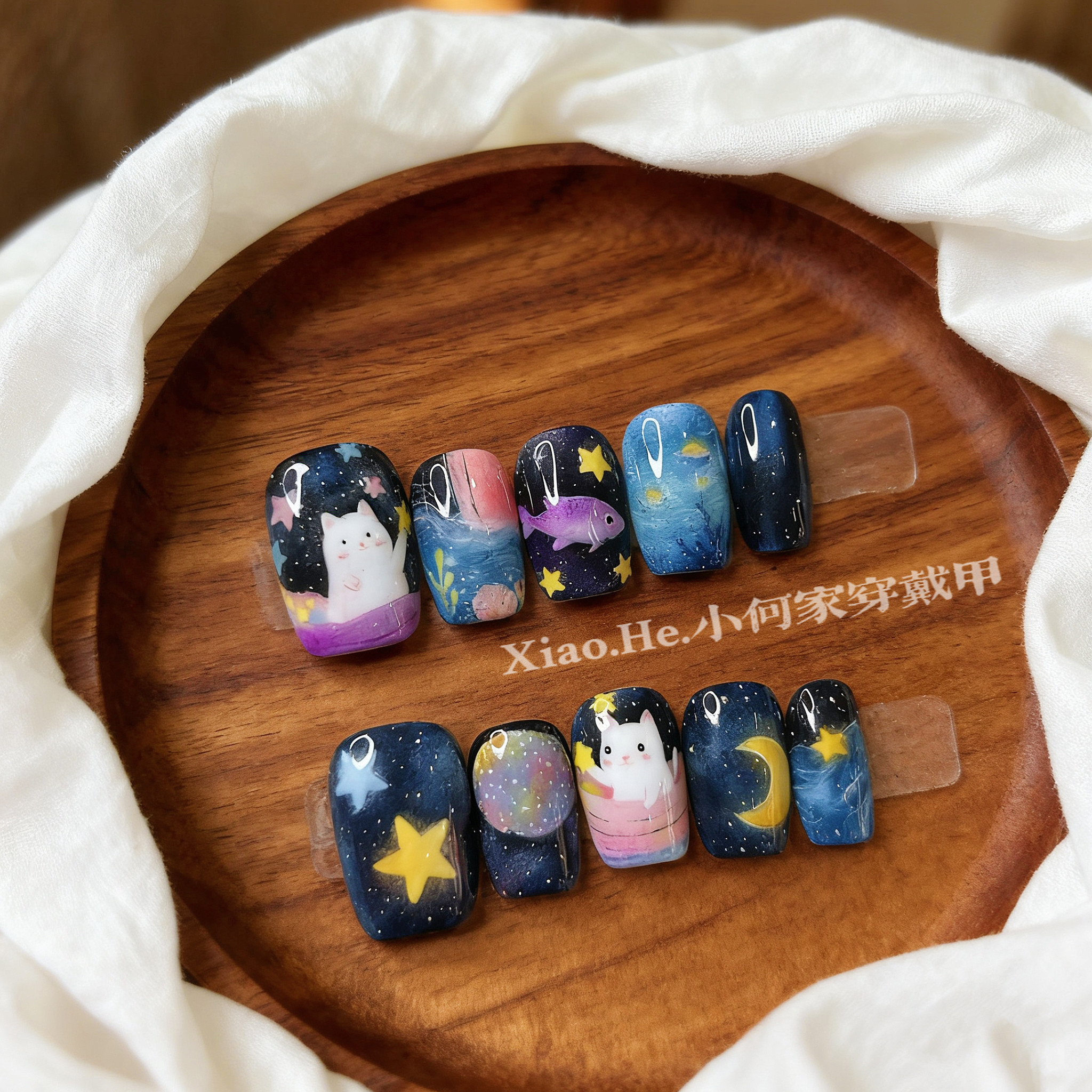 YY原创【宇宙编辑部】小何家纯手工穿戴甲·高级手绘美甲贴片,商务/设计服务,礼品定制,淘宝优惠券,粉丝福利购,淘宝优惠卷