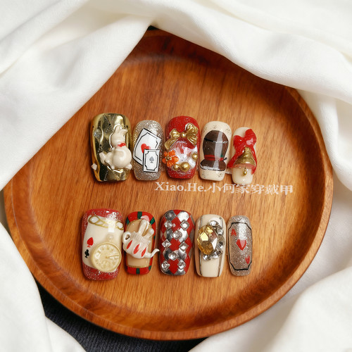 【 小兔吐泡泡】小何家纯手工穿戴甲·高级手绘美甲贴片