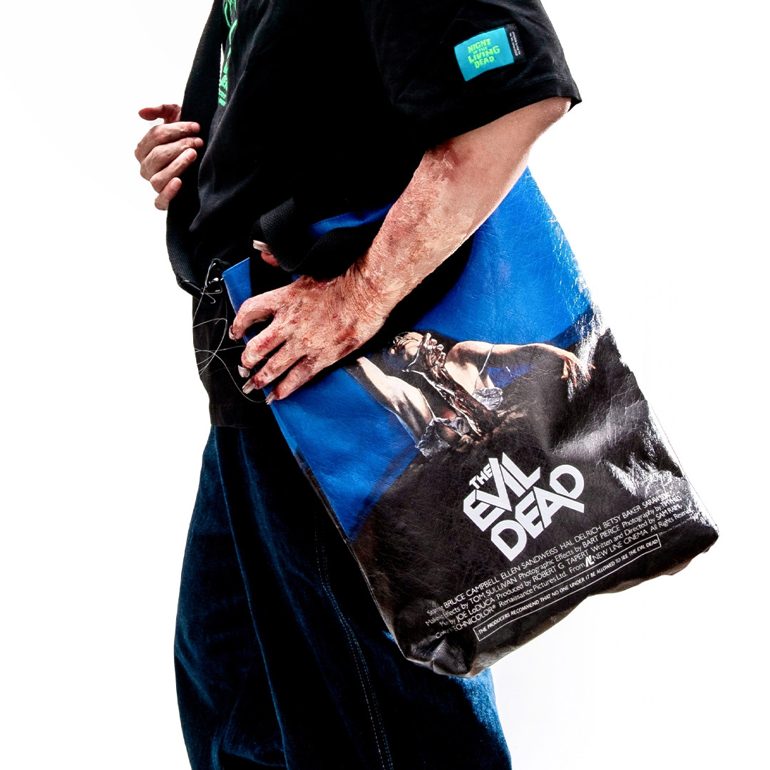 BIZAROx鬼玩人丨授权联名恐怖电影海报帆布杜邦纸环保袋