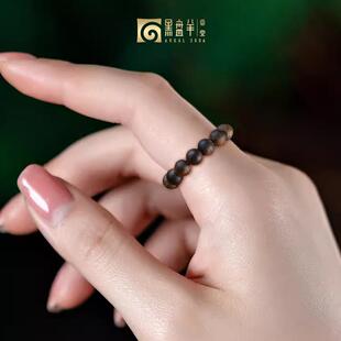 海南莺歌绿奇楠沉香戒指男女情侣木质饰品简约复古指环设计