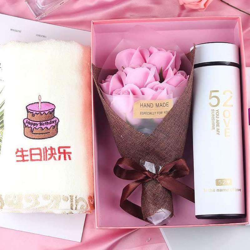 老婆生日礼物30岁高档情人给送给女友道歉实用惊喜结婚浪漫纪念日