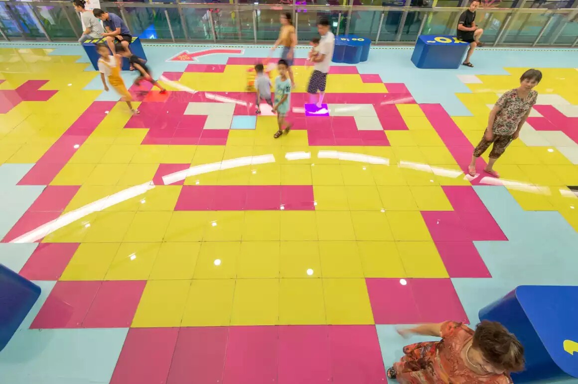 地面互动装置重力人体感应地板灯脚踩发声七彩发光不锈钢地埋灯