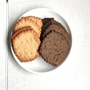 老牌子薄脆饼干散称乳盐巧y克力味早餐健康零食小吃休闲食品