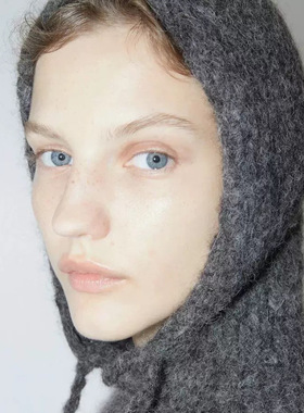 现货paloma wool西班牙羊毛混纺针织披肩帽衫保暖连帽软斗篷