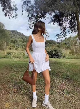 Princess Polly 欧洲辣妹白色复古纹理收腰迷你方领连衣裙