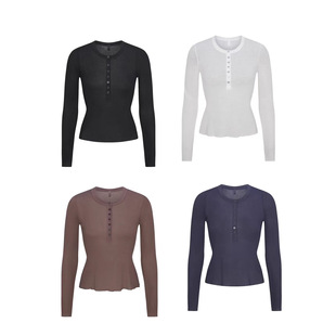 skims 早秋新款辣妹长袖t恤打底衫女纽扣圆领修身显瘦上衣