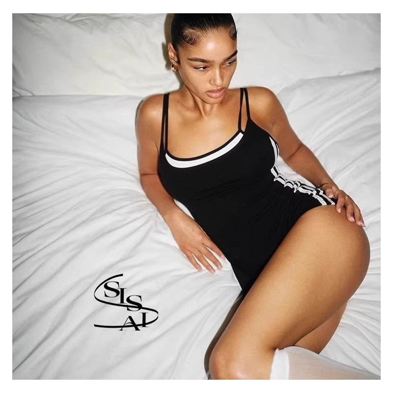 IAMGIA新款欧美连体衣撞色拼接假两件运动吊带连体裤热裤休闲内搭