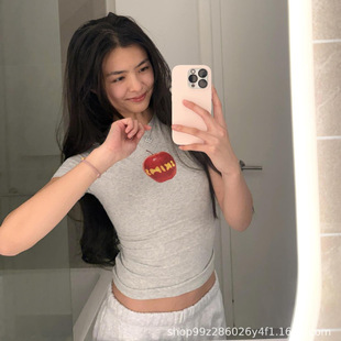 卡戴珊Skims幸运苹果印花短袖纽约限定26新款修身T恤女纯棉